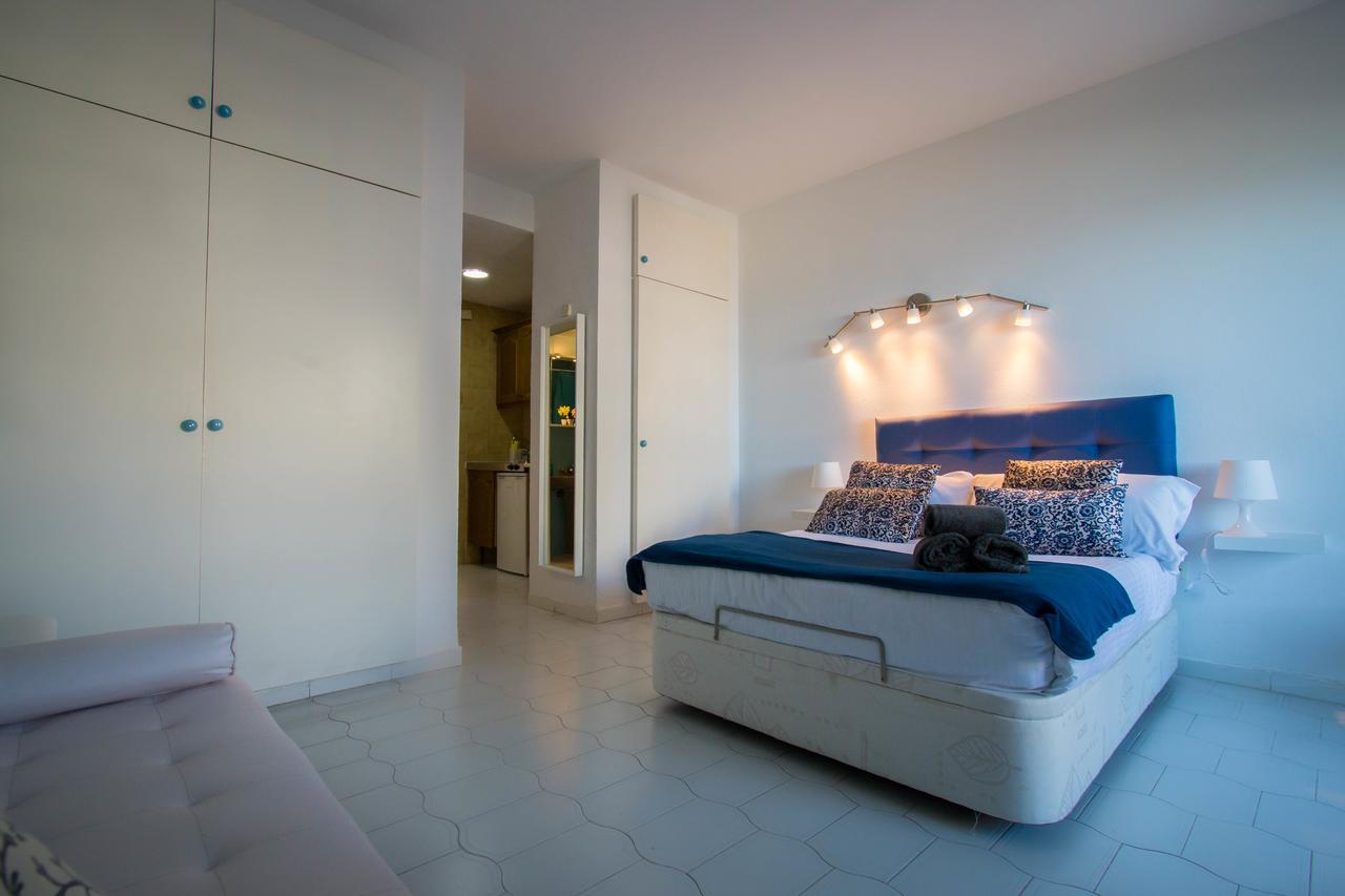 Appartement Fin Loft In Benal Beach 1st Line Beach And Pools *